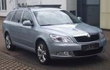 Skoda Octavia Combi Elegance - Skoda Octavia aus 2010: Combi