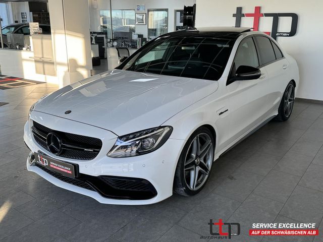 Mercedes-Benz C 63 AMG Perf.Sportabg. Pano Burmester Night