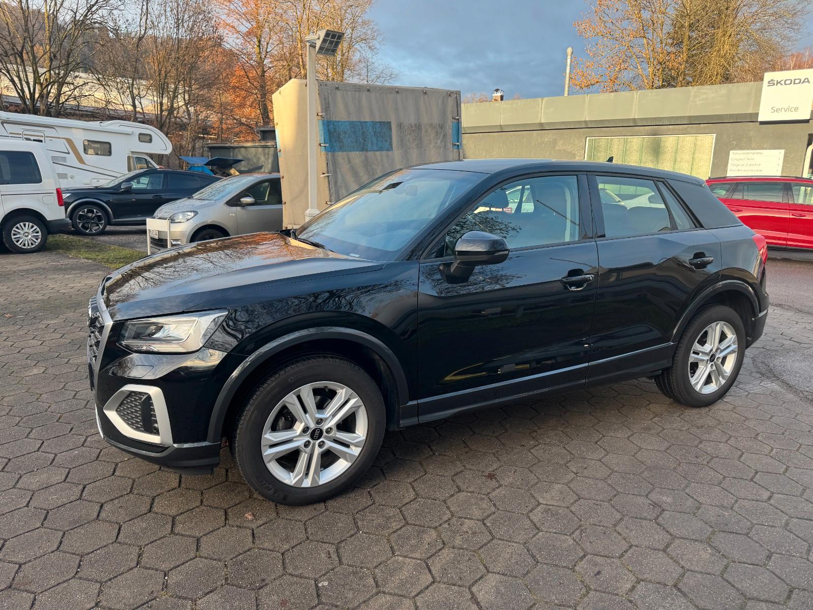 Audi Q2 35 TFSI S-Tronic /advanced/PDC/KAMERA/SHZ/ALU