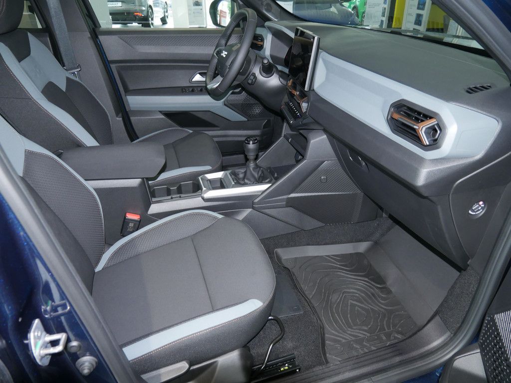 Fahrzeugabbildung Dacia Bigster Extreme TCe 140