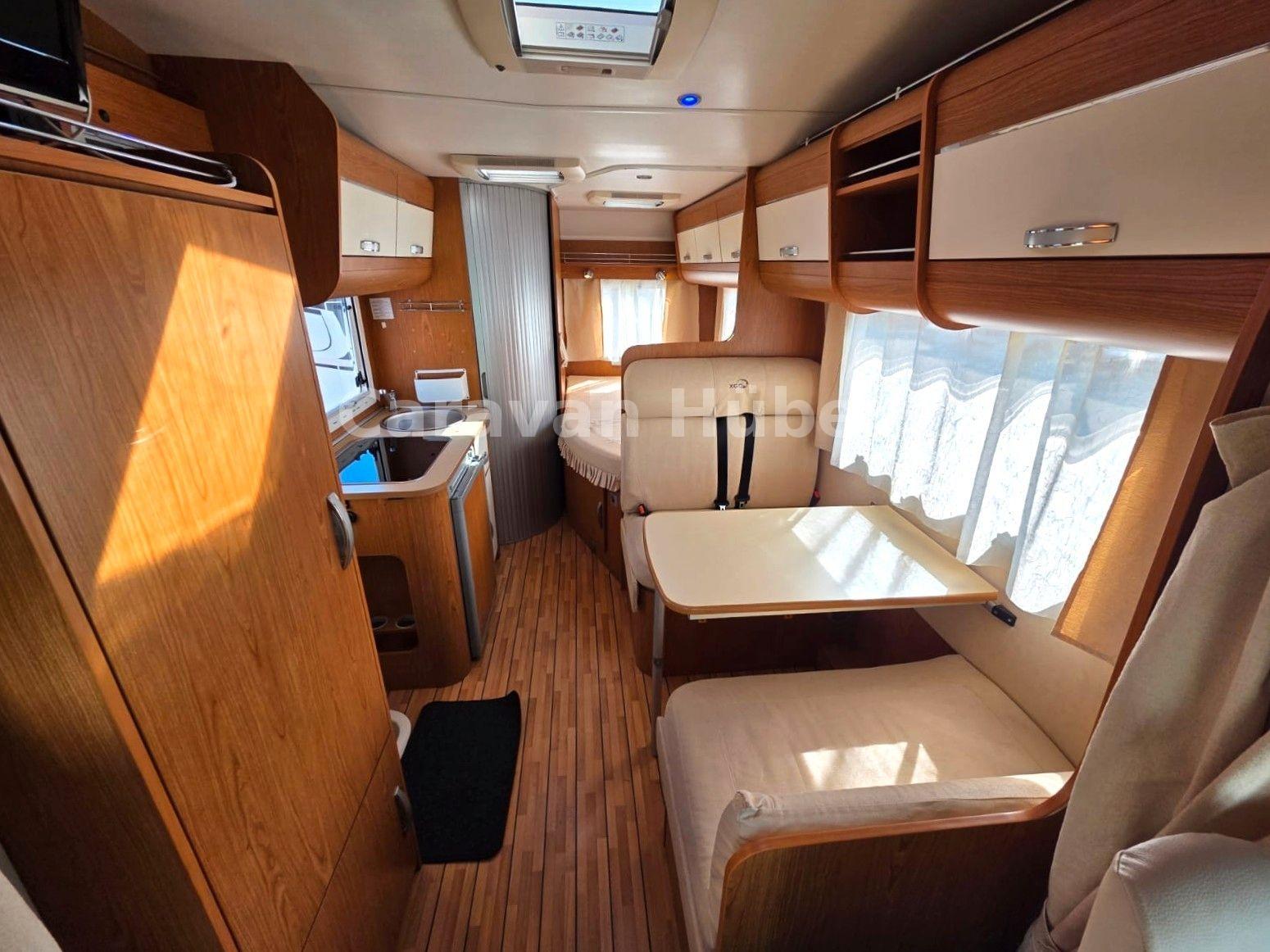 XGO Coupe 300 - Festbett - auto.Sat/TV - Solar -
