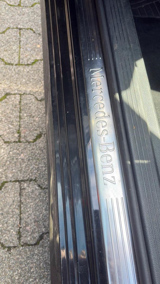 Mercedes-Benz E220 2010 — engine 170 HP (125kW)