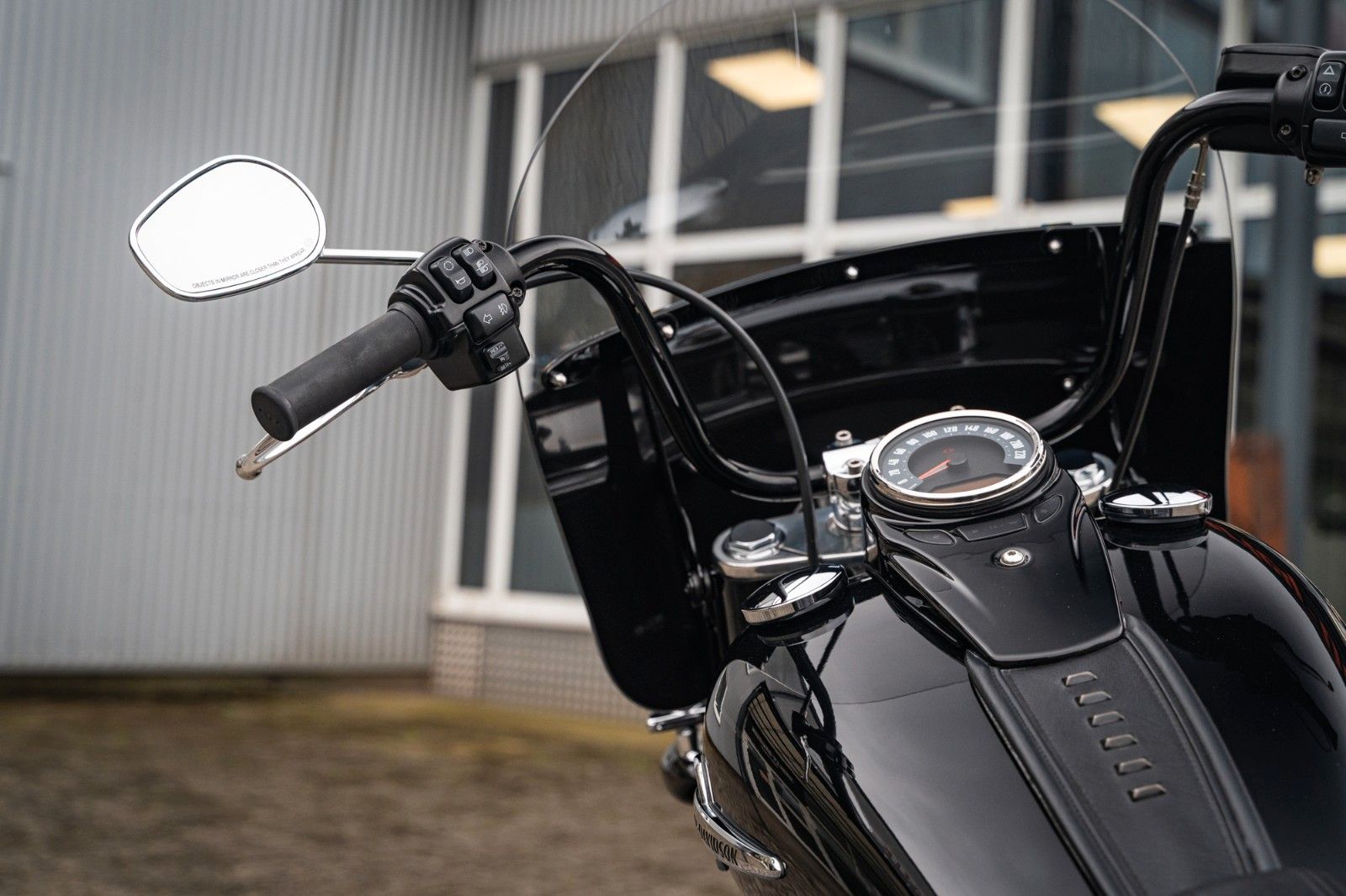 Fahrzeugabbildung Harley-Davidson Softail Heritage 114 FLHCS - STAGE II. SE-TORQUE