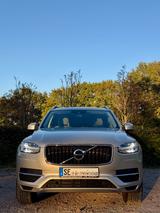 Volvo XC90 D4 Momentum 94.250Km  - Volvo XC90 Momentum mit Diesel-Antrieb
