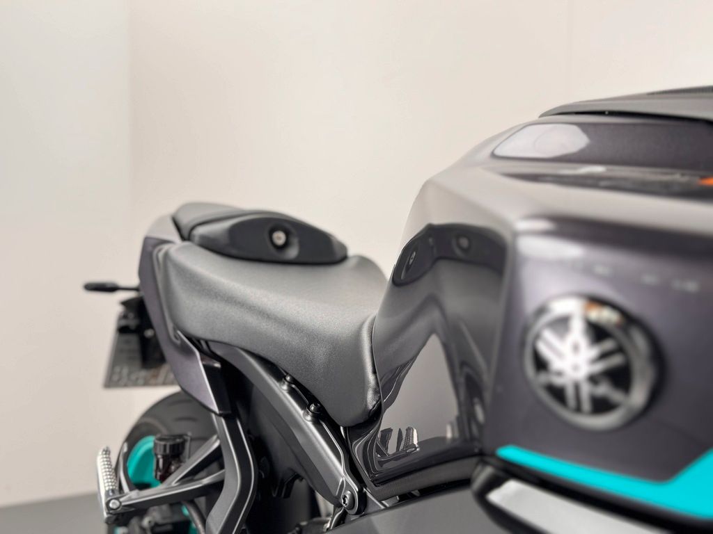 Fahrzeugabbildung Yamaha MT-09 Y-AMT 35 KW *TOP-ZUSTAND *SERVICE NEU