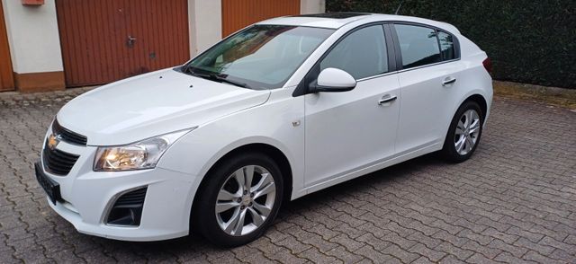 Chevrolet Cruze Hatchback LTZ