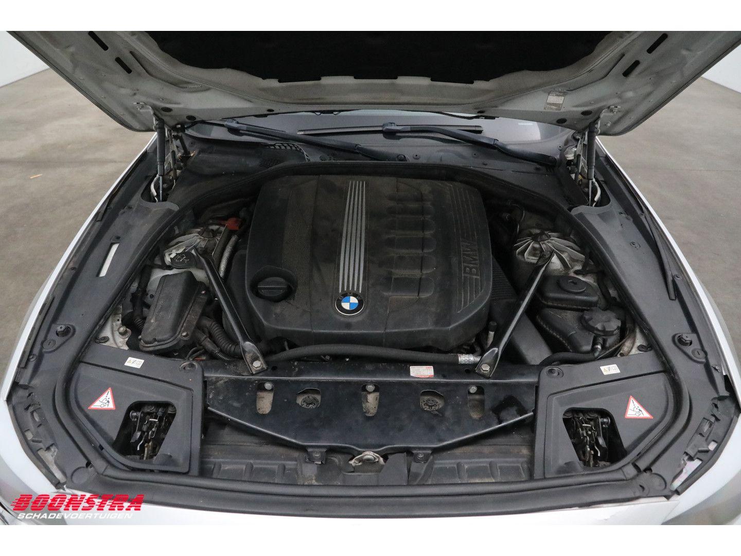 BMW 530 2010 — photo 9
