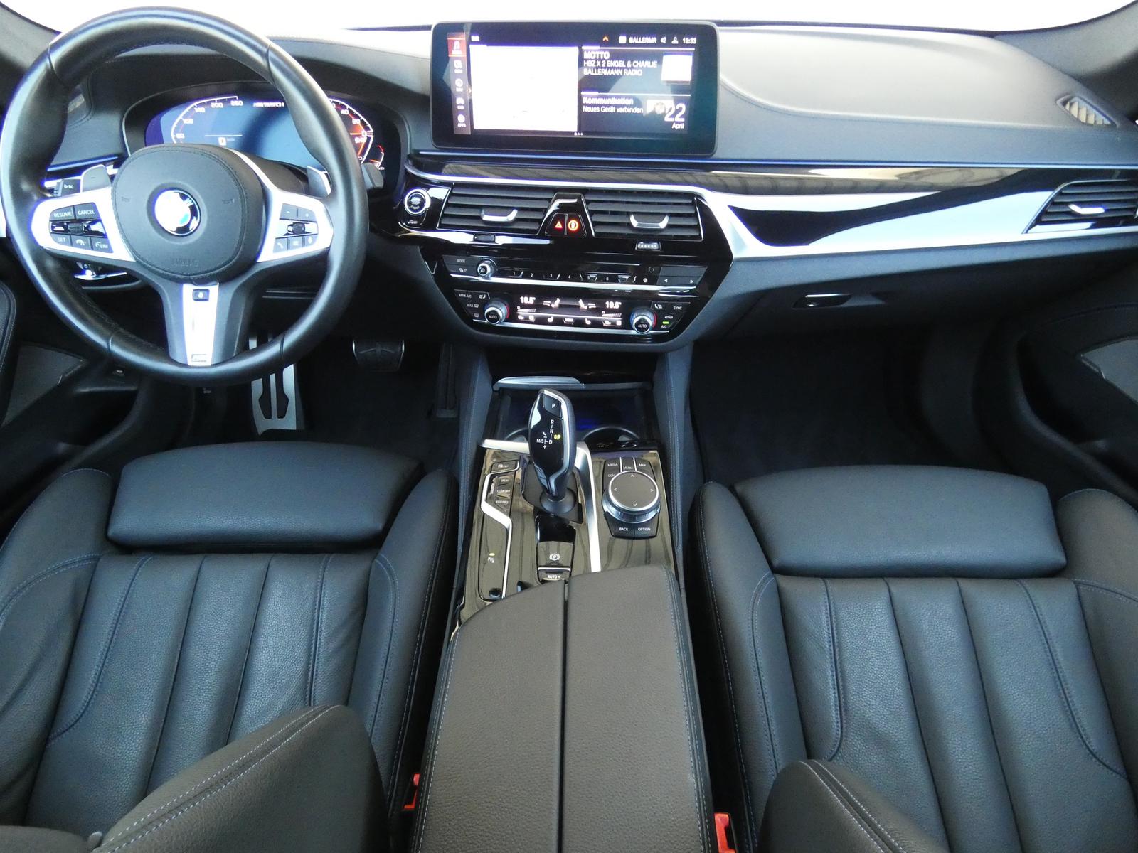 BMW M550i xDrive Limousine M Sport Navi+Kamera+ACC