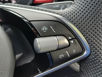 Bild 22 Skoda Fabia DSG Monte Carlo LED SmartLink Kamera 85KW