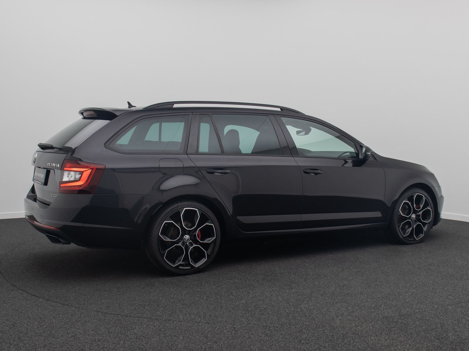 Fahrzeugabbildung SKODA Octavia RS 60 ACC Kamera SoundSys Memory DAB 18"