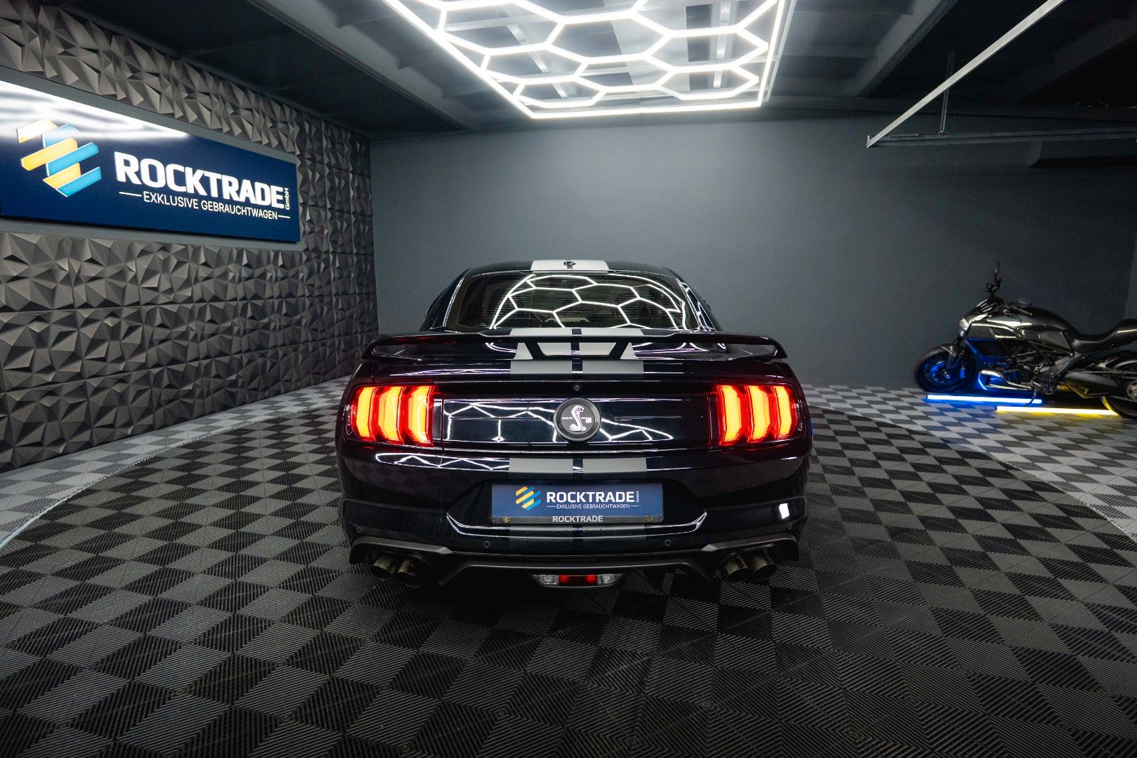 Fahrzeugabbildung Ford Mustang Shelby GT 500 5.0 V8 Performance PREMIUM