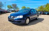 Volkswagen Jetta V Comfortline 1.6*Klima*SZH*Temp*M+S*PDC* - Volkswagen Jetta mit Benzin-Antrieb: Limousine, 1.6