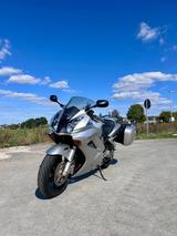 Honda VFR 800 VTEC 14.140 km 1.Vorbesitzer  Insp neu - HONDA VFR800 VTEC