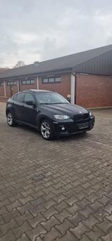 BMW X6 MATTES SCHWARZ - BMW X6 M mit Diesel-Antrieb: Automatik