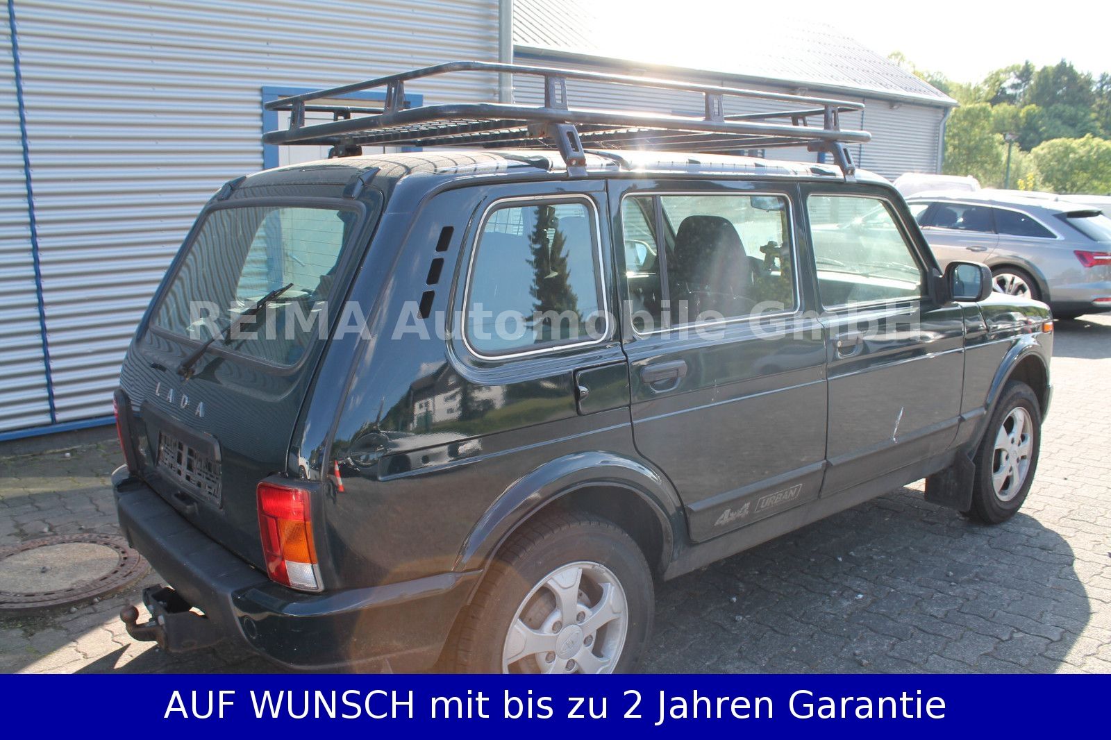 Fahrzeugabbildung Lada Taiga 5-trg. Urban 4x4, Anhängerkupplung