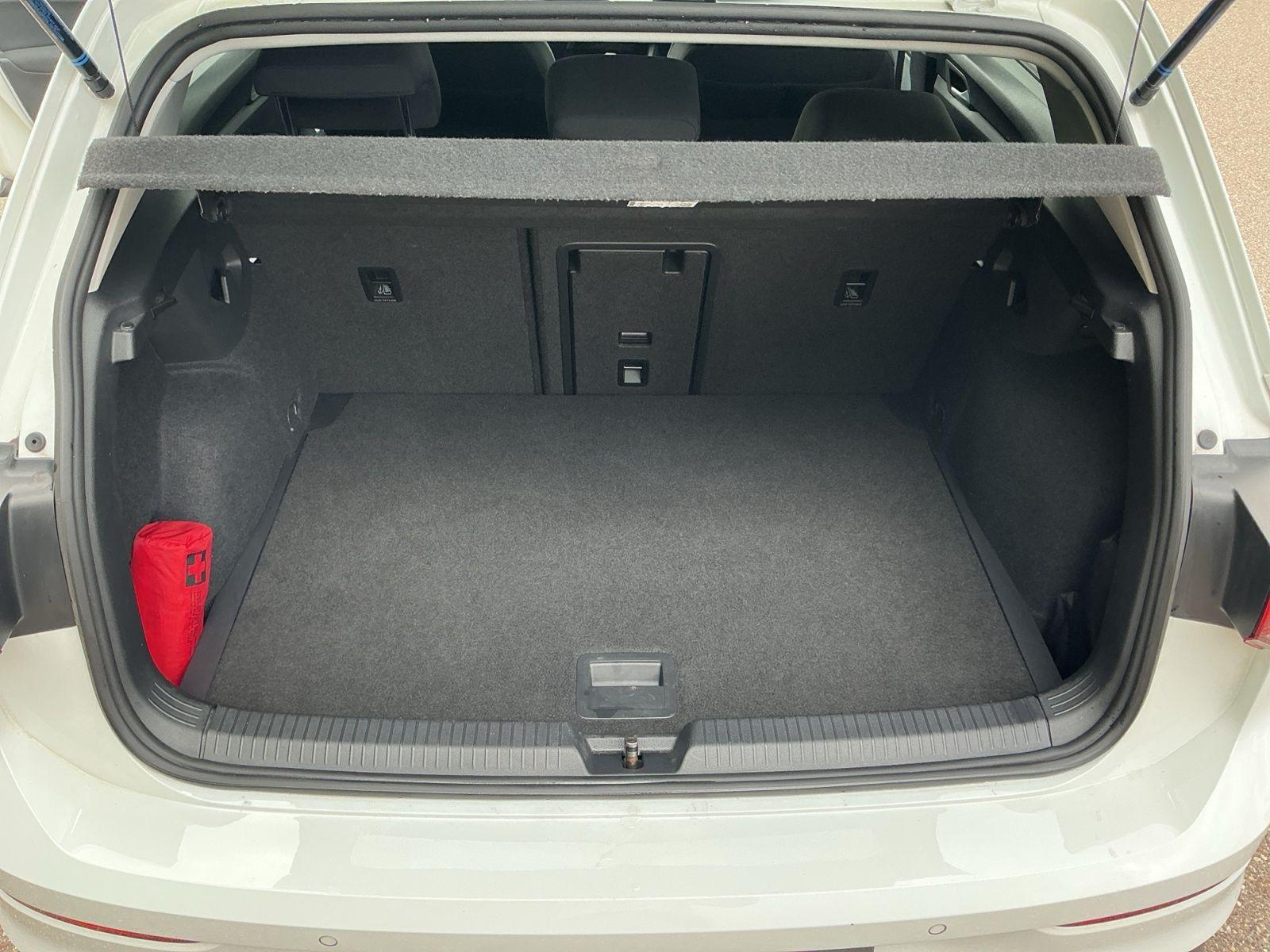 Volkswagen Golf VIII 1.5 TSI Life Navi LED Sitzheizung, миниатюра 12