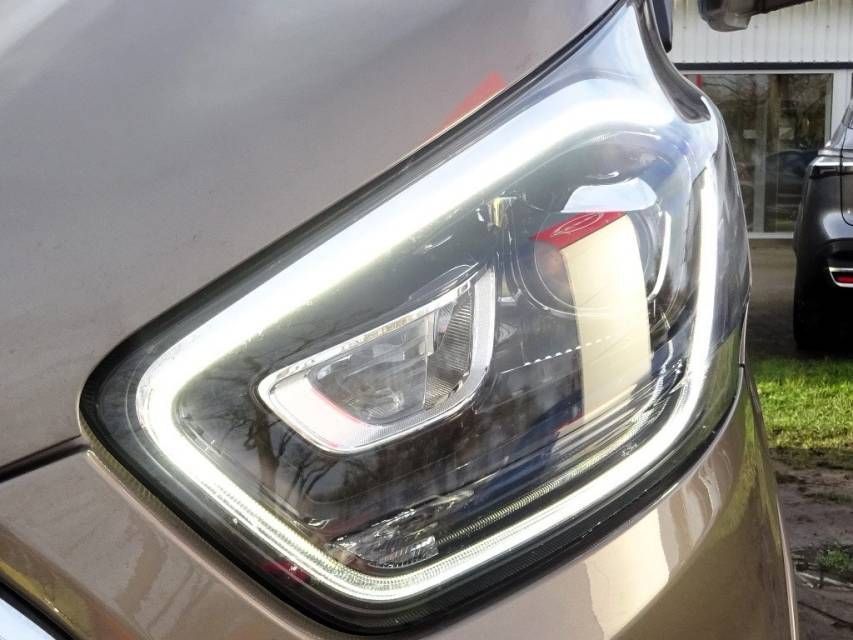 Fahrzeugabbildung Ford Tourneo Custom 2.0 TDCi 320 L1 Trend  AHK