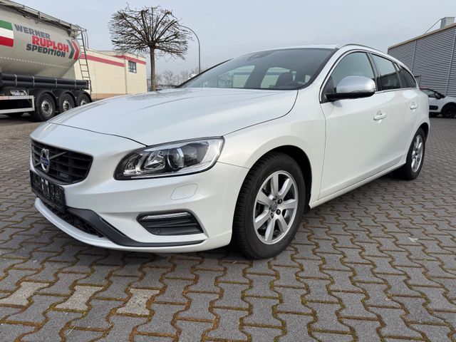 Volvo V60 D4 R-Design Aut. - LEDER+NAVI+XENON+SHD+CAM