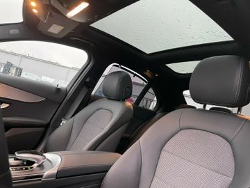 Fahrzeugabbildung Mercedes-Benz C 220 d  Buisness Plus / Navi / Pano / Night Pak