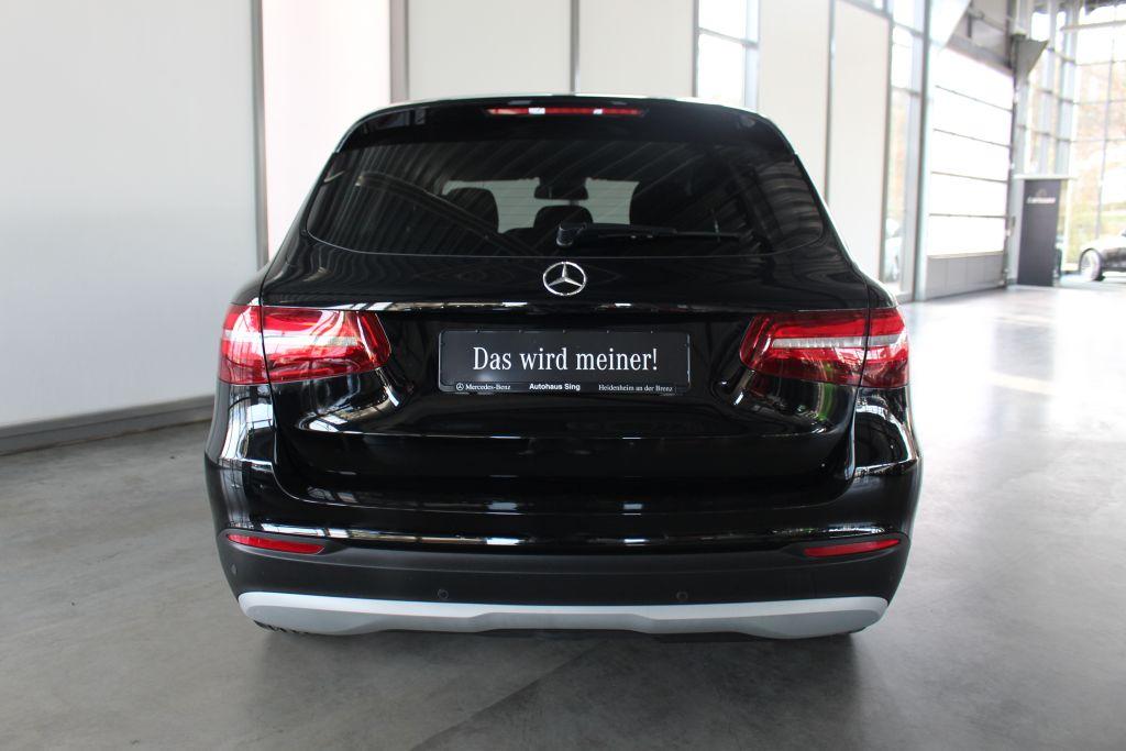 Mercedes-Benz GLC 220 d 4M AHK DISTRONIC LED Kamera COMAND SHZ