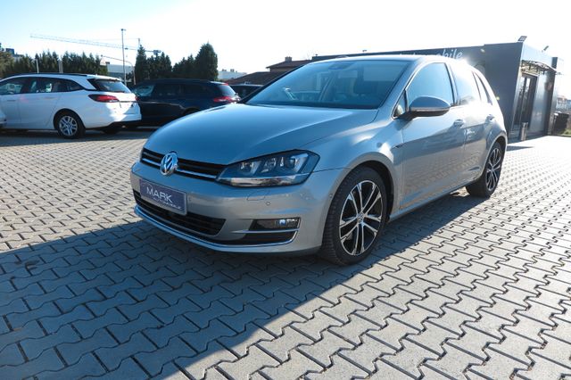 Volkswagen Golf VII Lim Lounge Neuwertiger Zustand EXTRAS