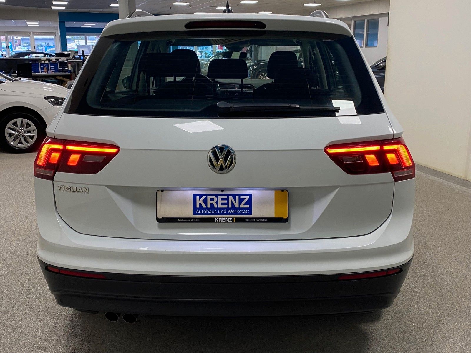 Fahrzeugabbildung Volkswagen Tiguan 1.5 TSI Trendline+NAVIGATION+ALLWETTER+BC