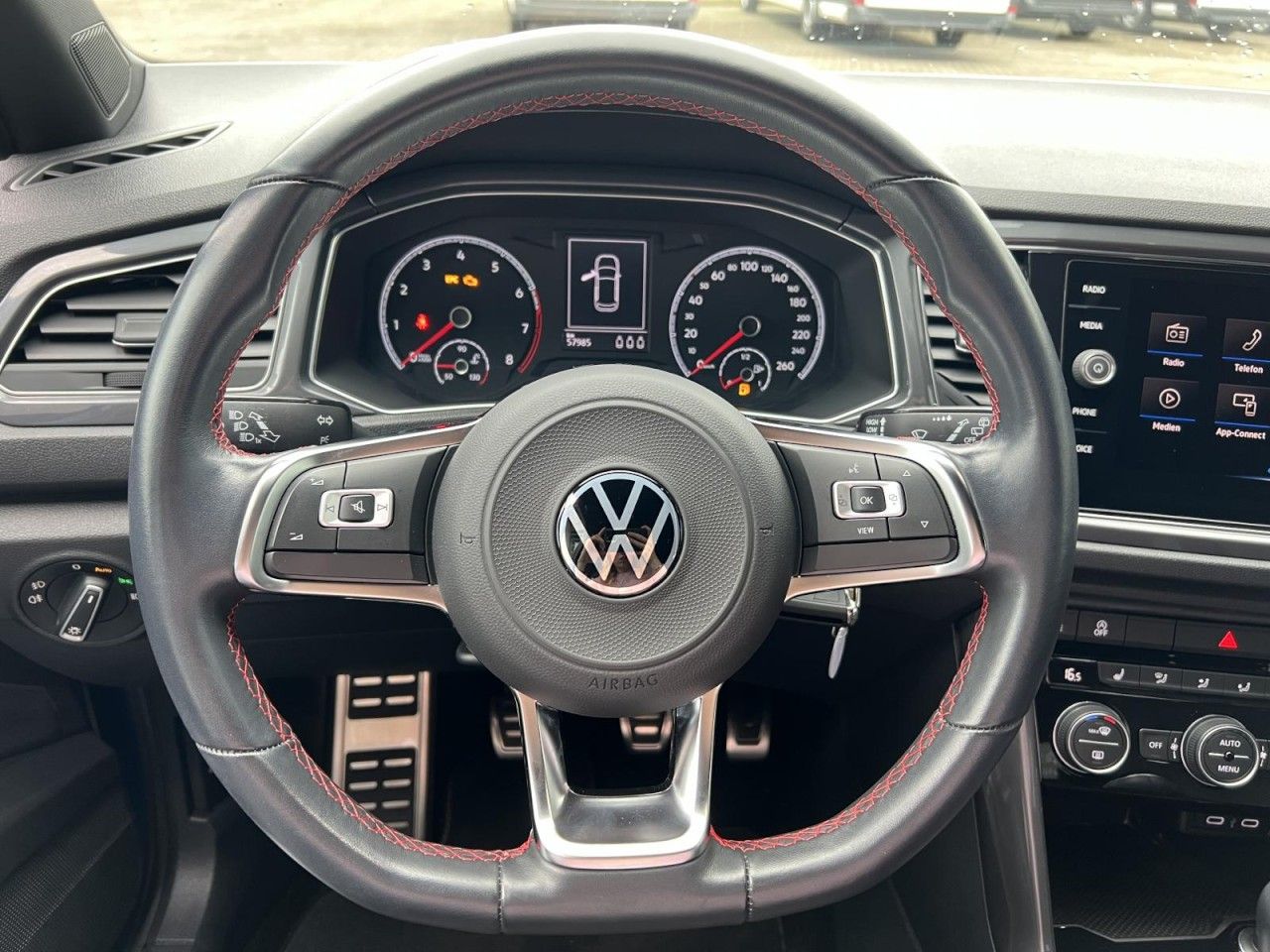 Volkswagen T-Roc - Bild 11