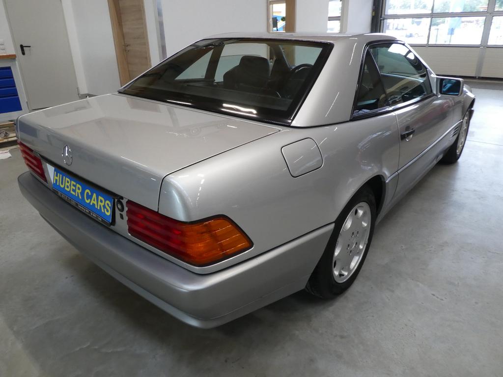 Mercedes-Benz SL 320