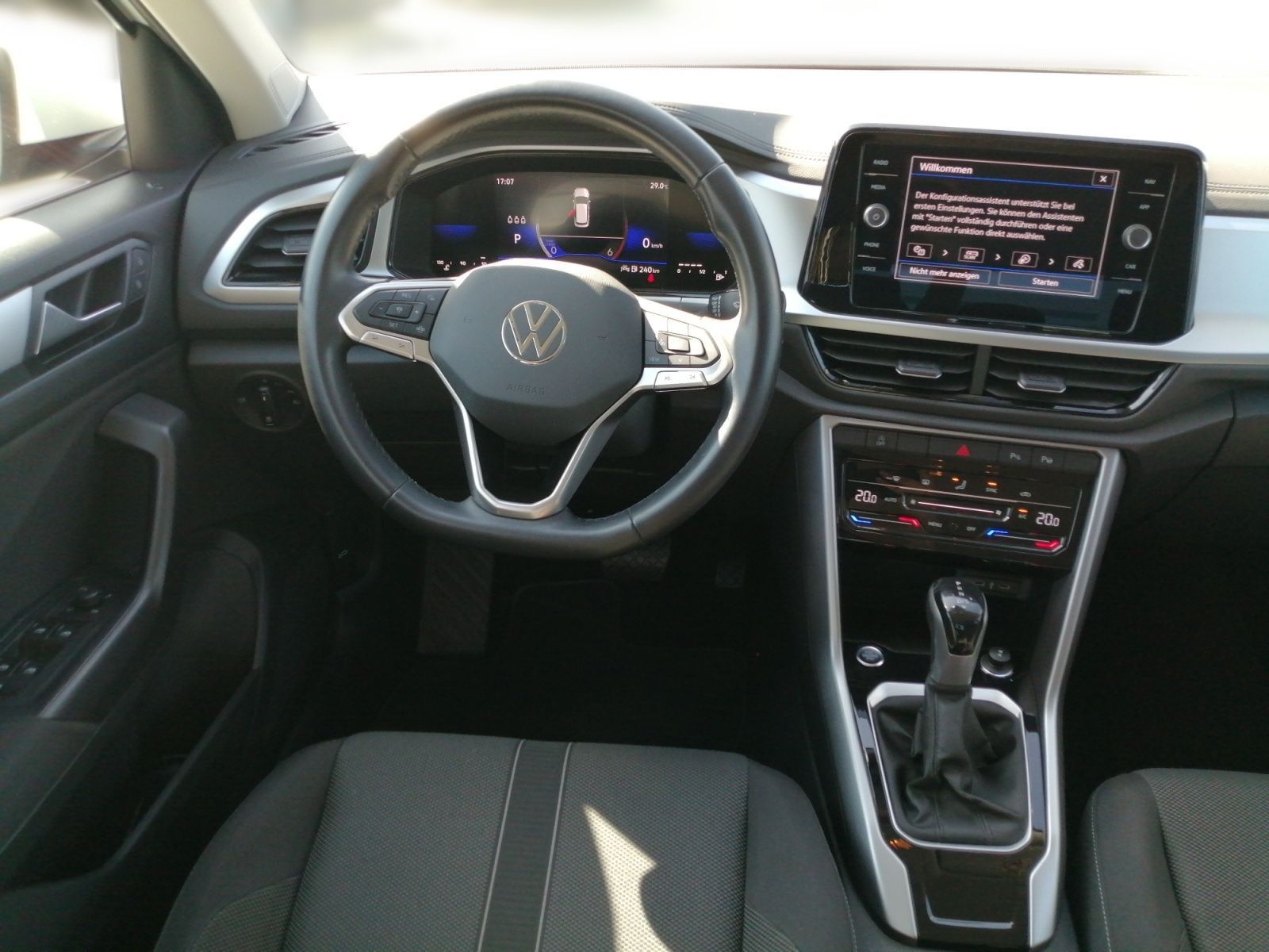 Volkswagen T-Roc - Bild 11