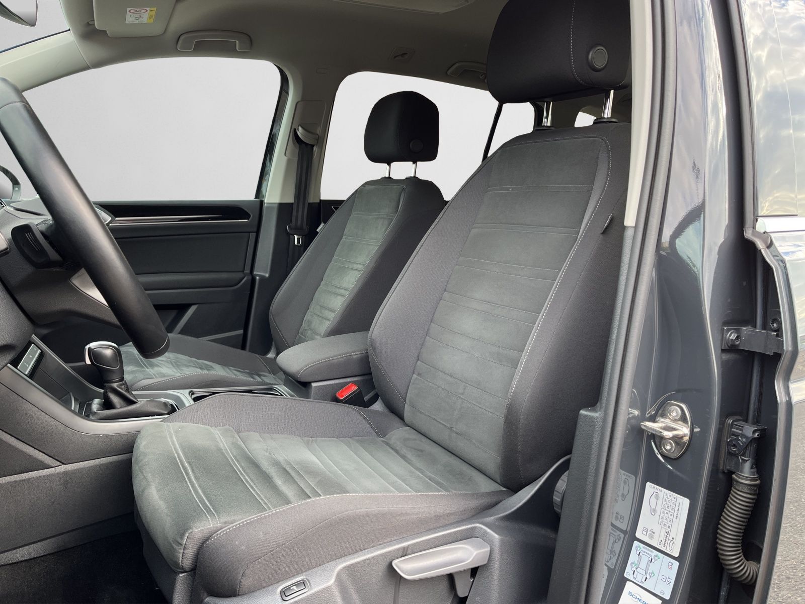 Volkswagen Touran - Bild 12