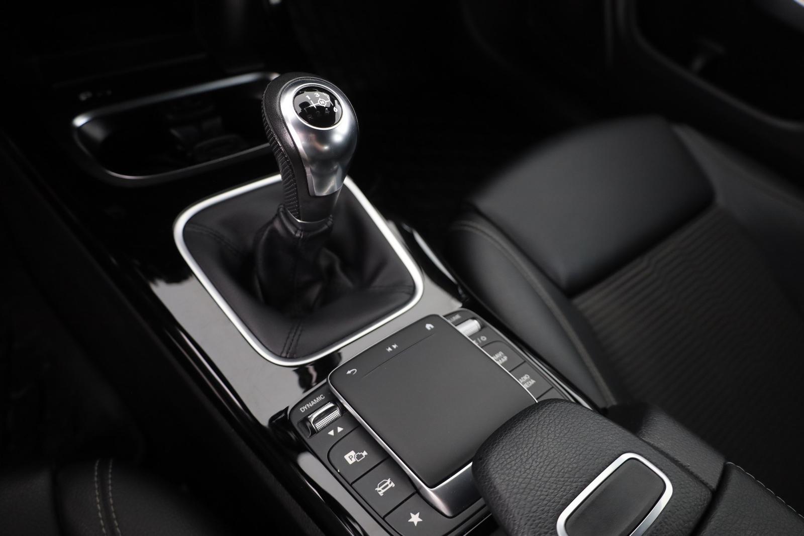 Mercedes-Benz CLA SB Progressive LED Navi Sitzheizung AHK, миниатюра 13