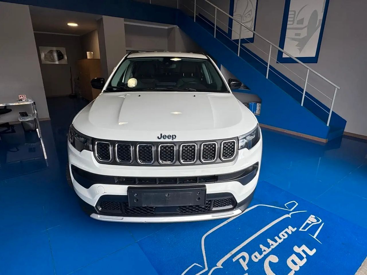 Jeep Compass 1.3 Turbo T4 190 CV PHEV AT6 4xe Bu imagem 2