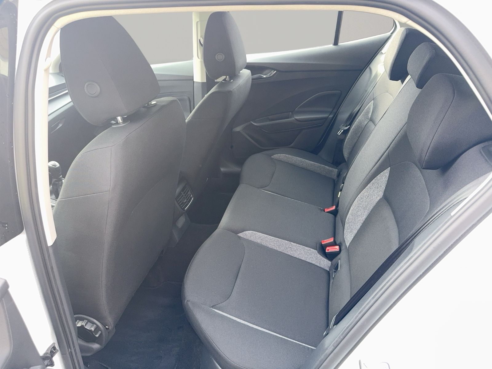 Fabia Essence 1.0 TSI, Sithzg, PDC, Bluetooth 5-