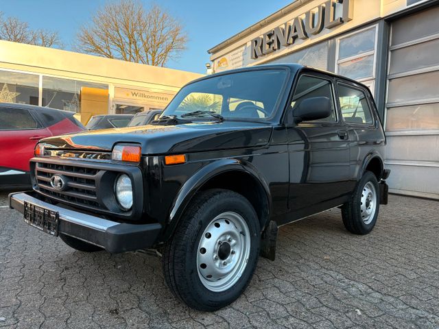 Lada Niva 4X4 Mike Sanders, AHK