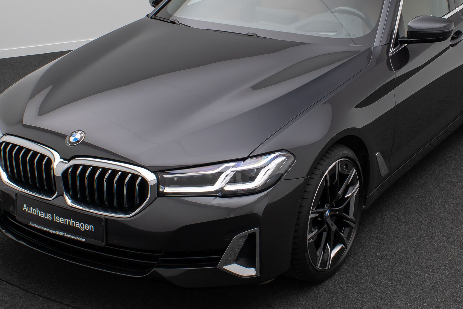 Fahrzeugabbildung BMW 540d  xD LuxuryLine Kamera Laser HUD DAB HiFi 20