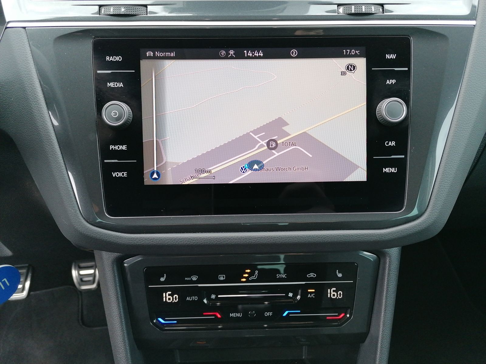 Tiguan Move 1.5 TSI NAVI+LED+SHZ+GRA+AHK+