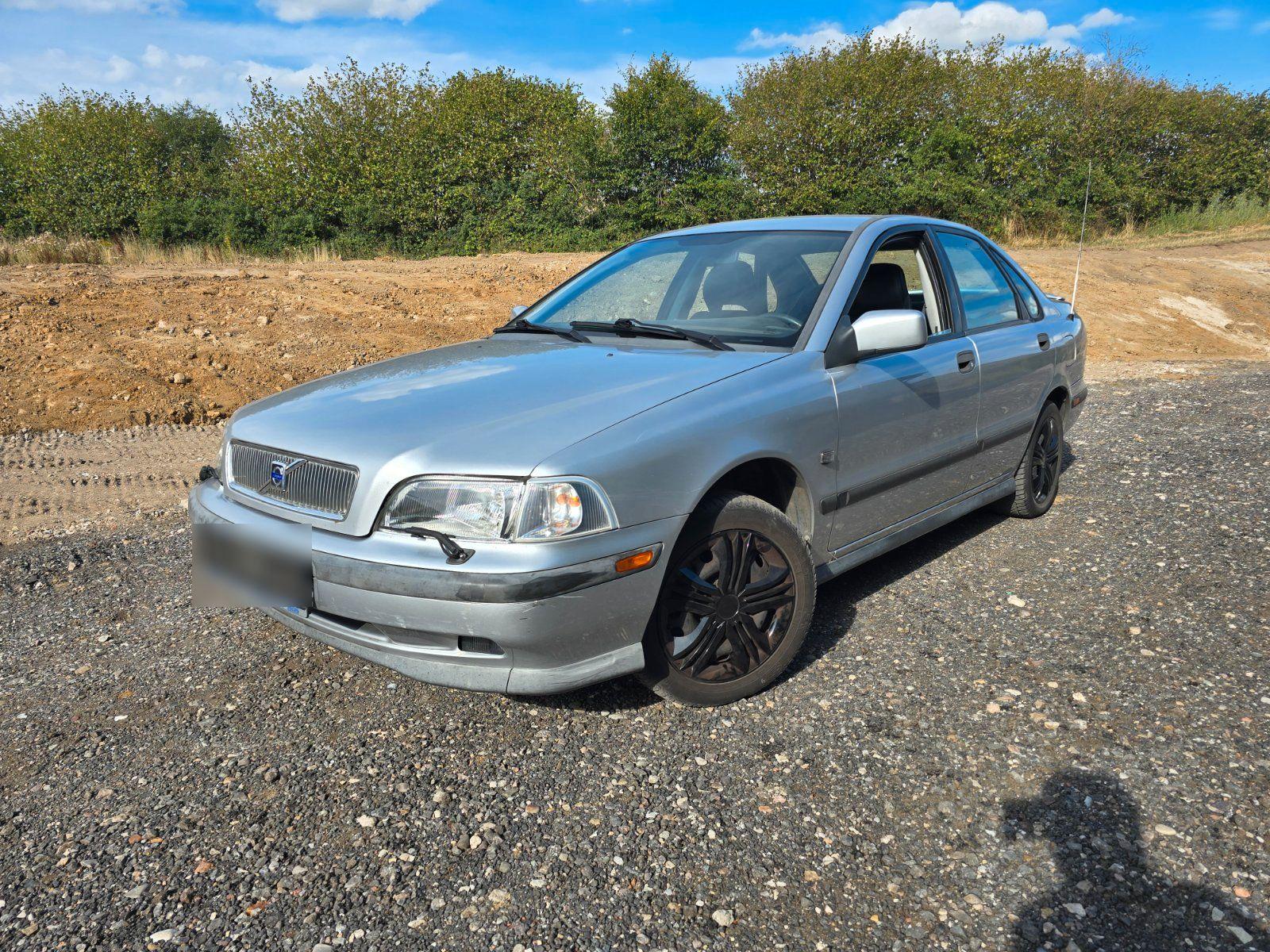 Volvo S40