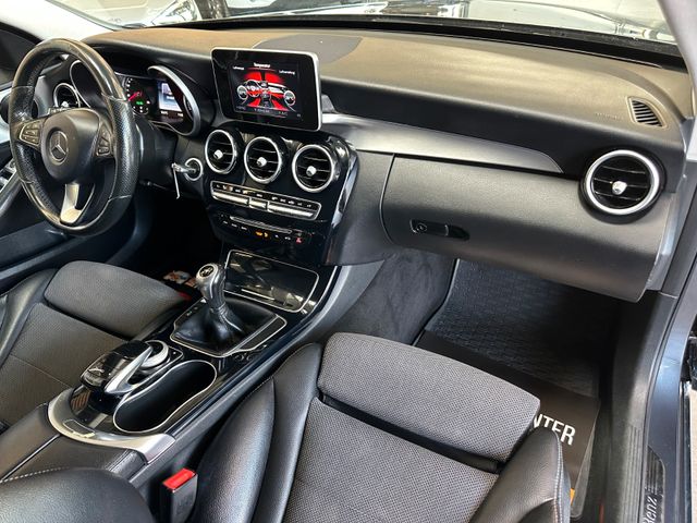 Mercedes-Benz C 220 T BlueTec  d *AHK*Navi*Avantgarde*