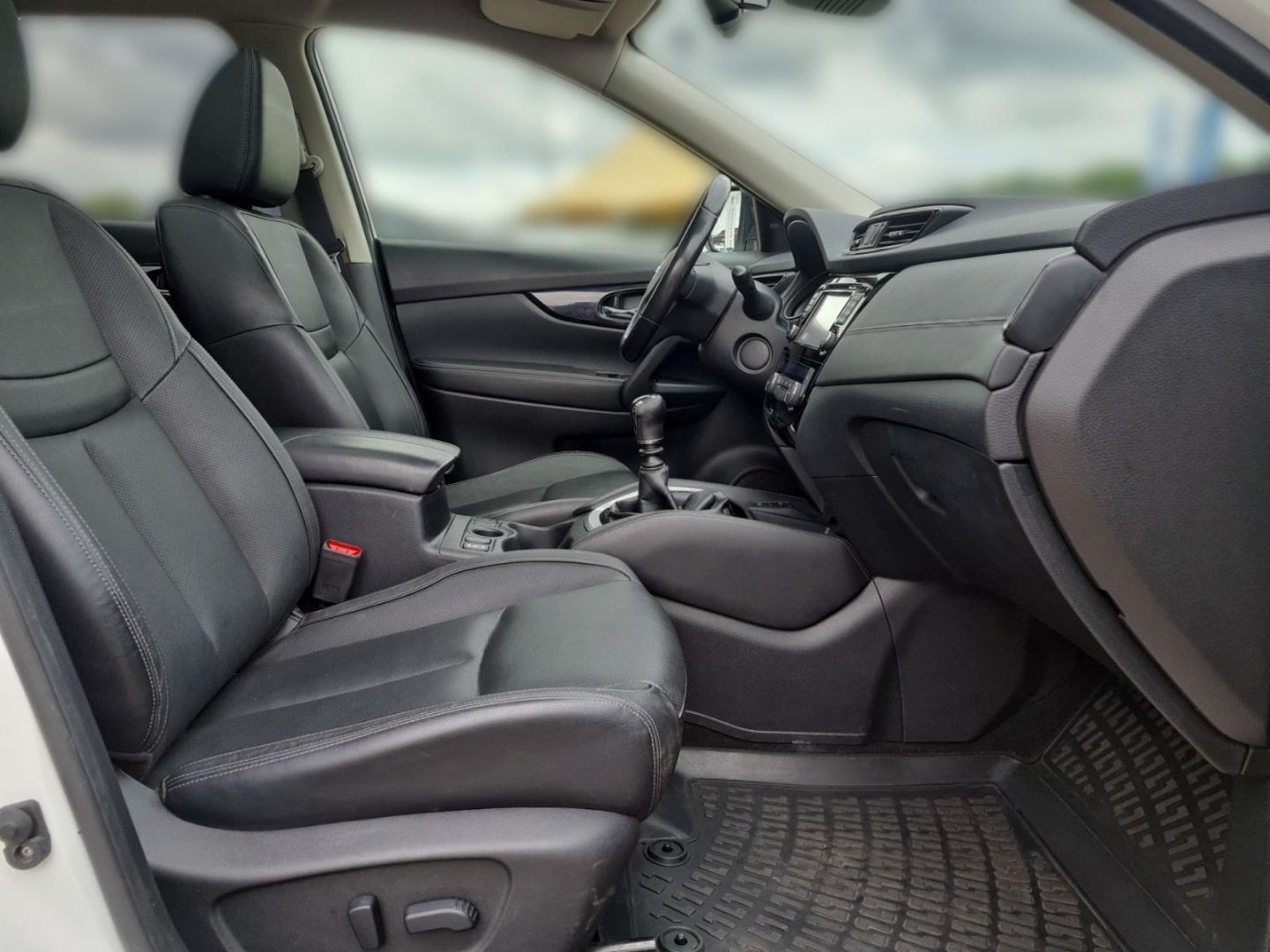 Fahrzeugabbildung Nissan X-Trail Tekna (T32)(05.2014- )
