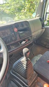 Nissan NT500 Koffer Lkw mit Ladebordwand | MKO-R - Bis 7,5t Lkw
