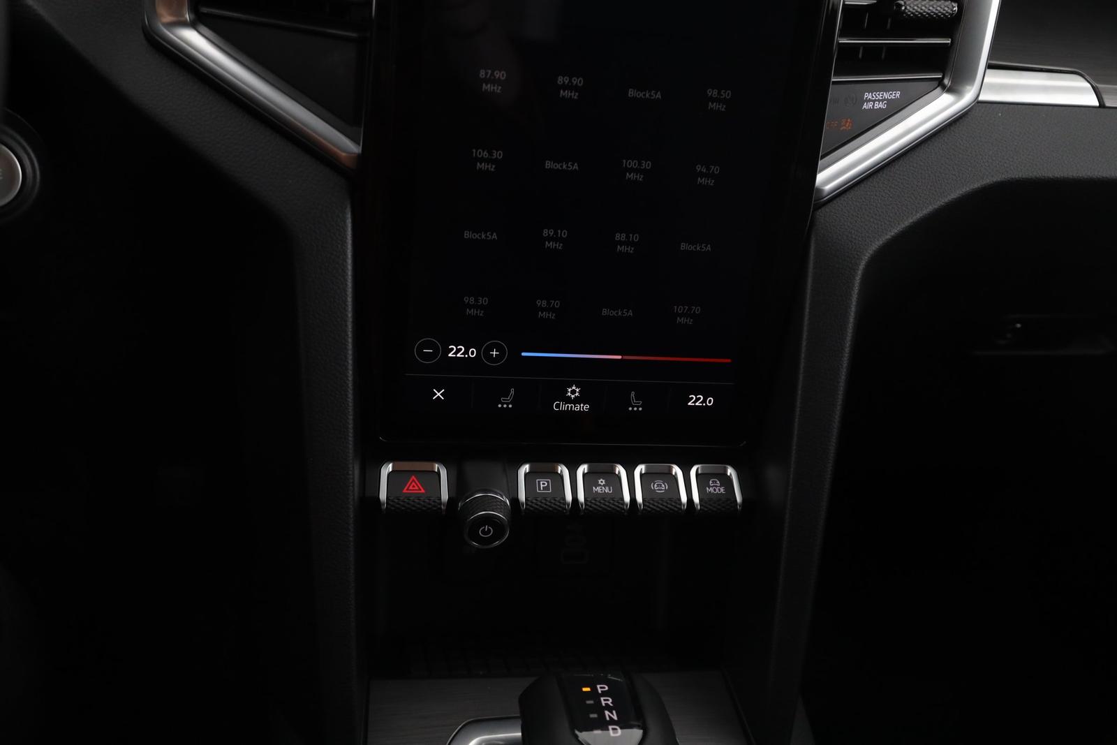 Volkswagen Amarok DC TDI 4MOTION DARK LABEL | AHK | ACC |