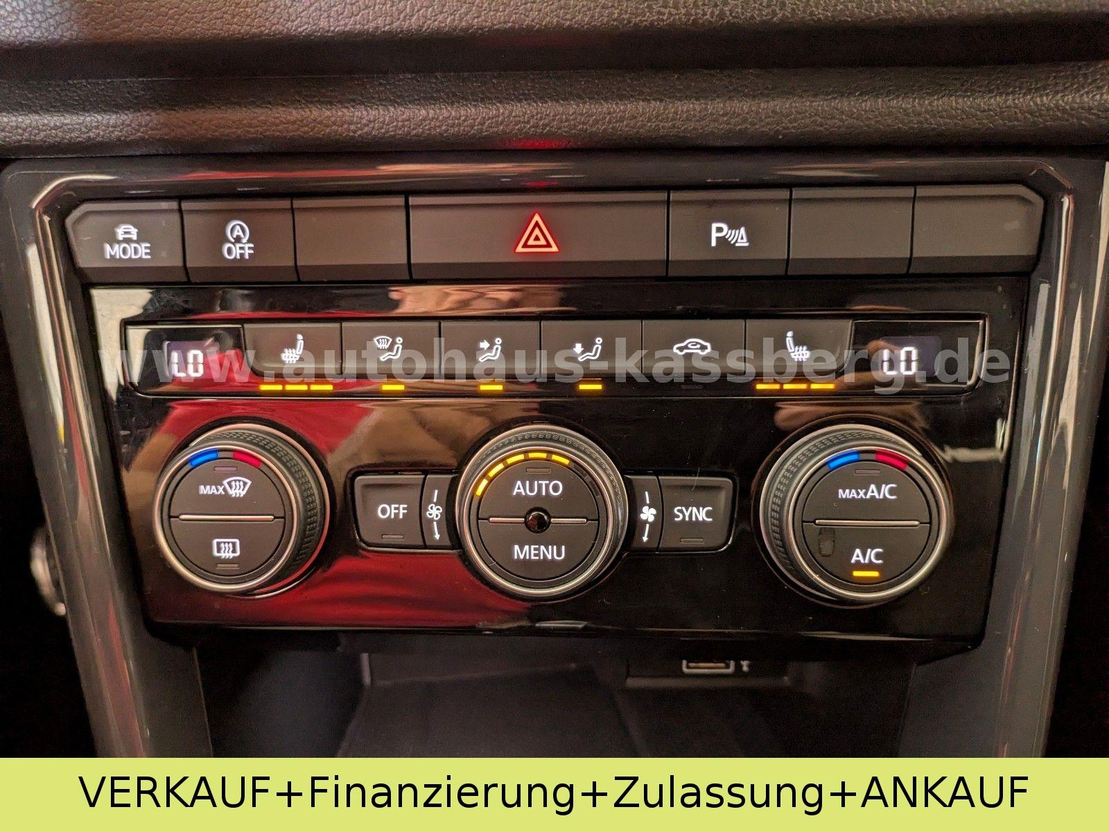 Volkswagen T-Roc 1.5 TSI Sport NAVI AHZV