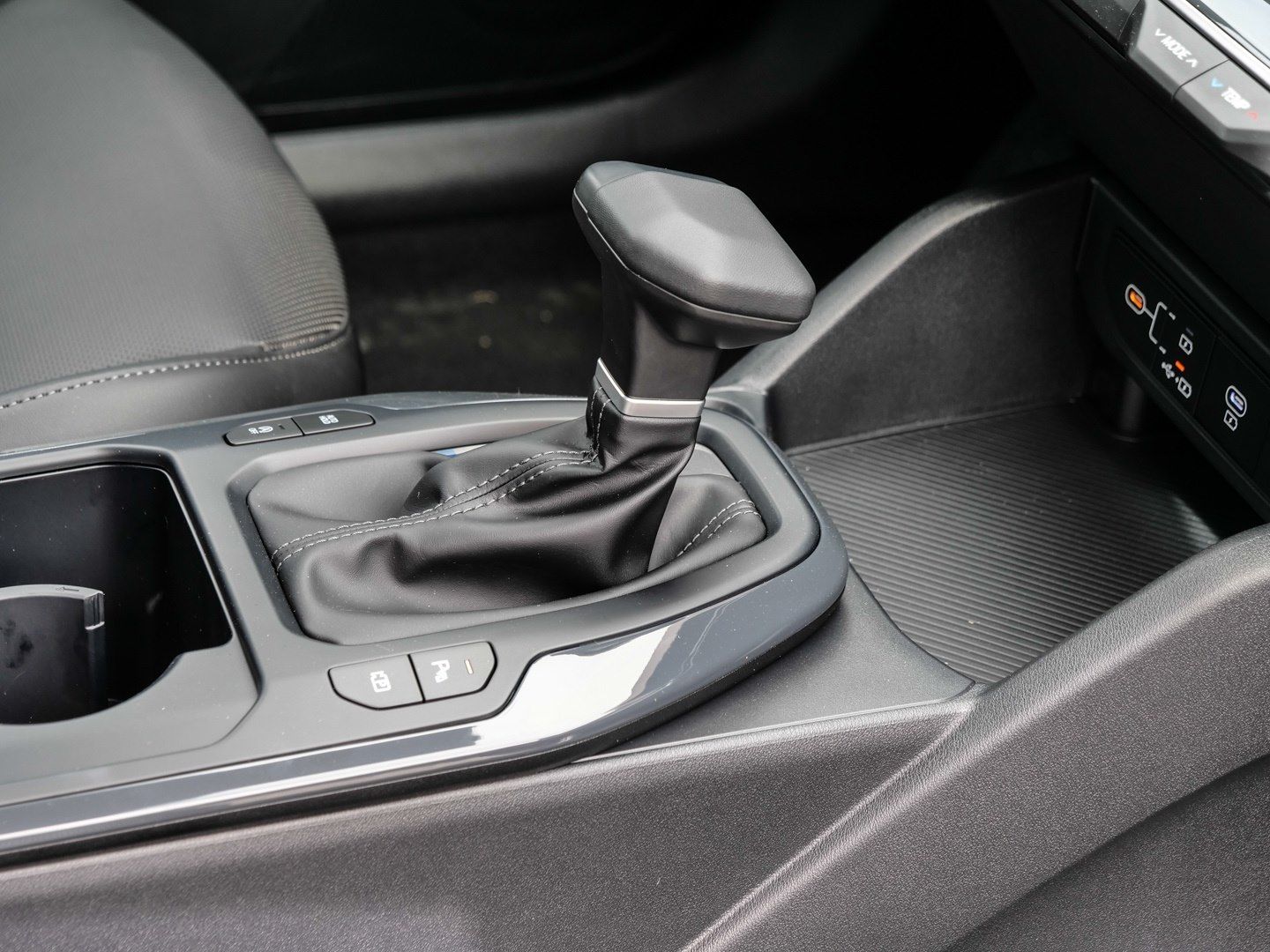 Kia K4 - Bild 18