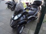 Piaggio MP3  500 LT  PKW - ROLLER 500