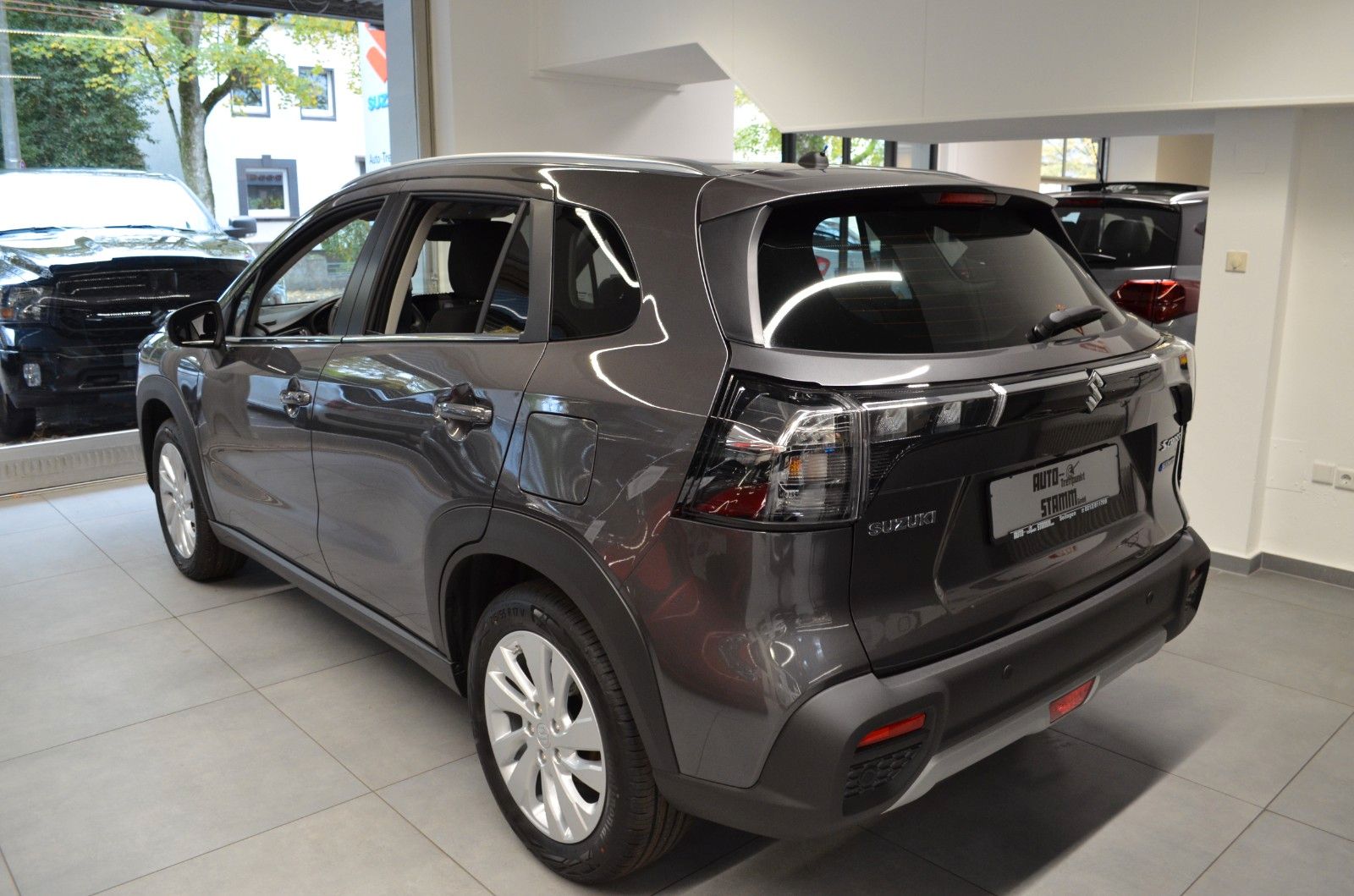 Fahrzeugabbildung Suzuki (SX4) S-Cross 1.5 DUALJET Hybrid Comfort AGS