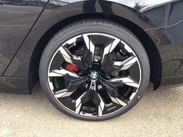 BMW 540d xDrive Limousine M Sportpaket Head-Up DAB