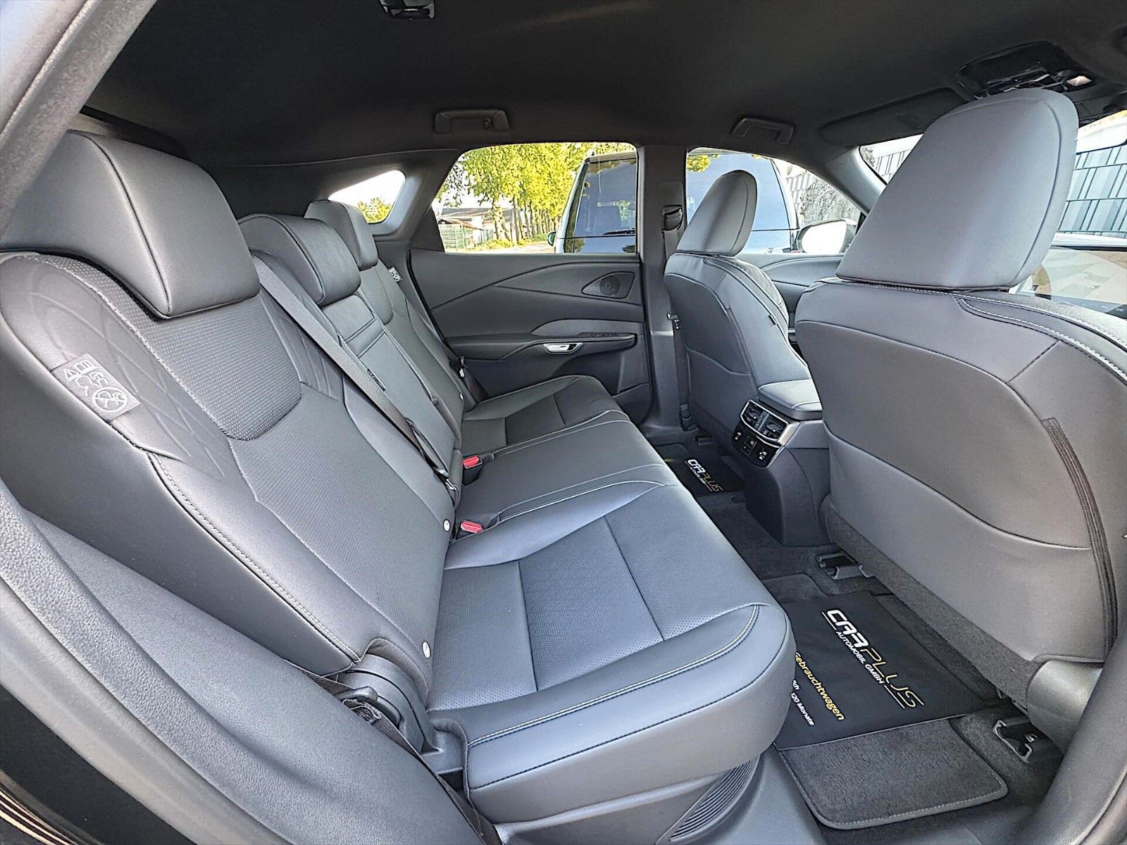 Fahrzeugabbildung Lexus RX 350h E-Four F Sport Design *DAB*ACC*Head Up*