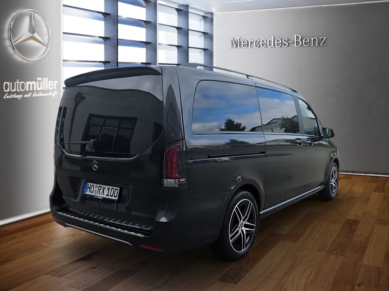 Fahrzeugabbildung Mercedes-Benz V 300 d AVG/L*Allrad*8-Sitzer*AHK*Standheizung*3