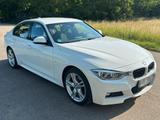 BMW 318i M Sport Ausstattung - Alcantara Sitze  - BMW 318 mit Benzin-Antrieb