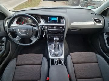 Audi A4 Allroad - 12